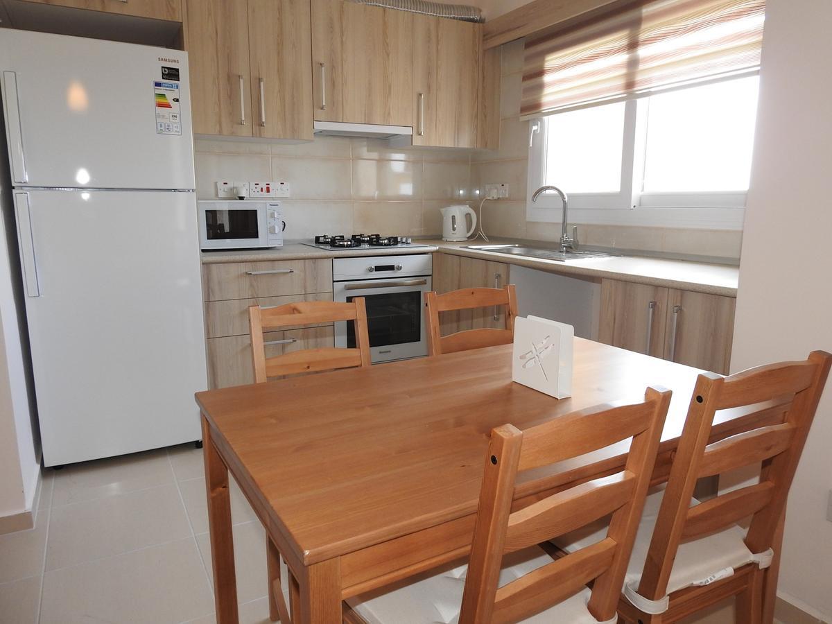 Aylin Apartment Famagusta  Bagian luar foto
