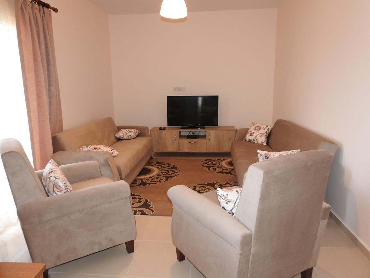 Aylin Apartment Famagusta  Bagian luar foto